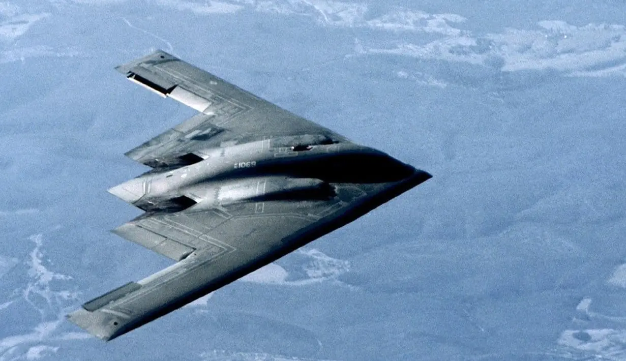 Lokasi ini diduga menjadi pusat penyimpanan pesawat tempur ultra-rapid response atau pesawat mata-mata yang bisa melesat dengan kekuatan hipersonik, misalnya pesawat 'konsep' SR-72. (image2.club.china.com)