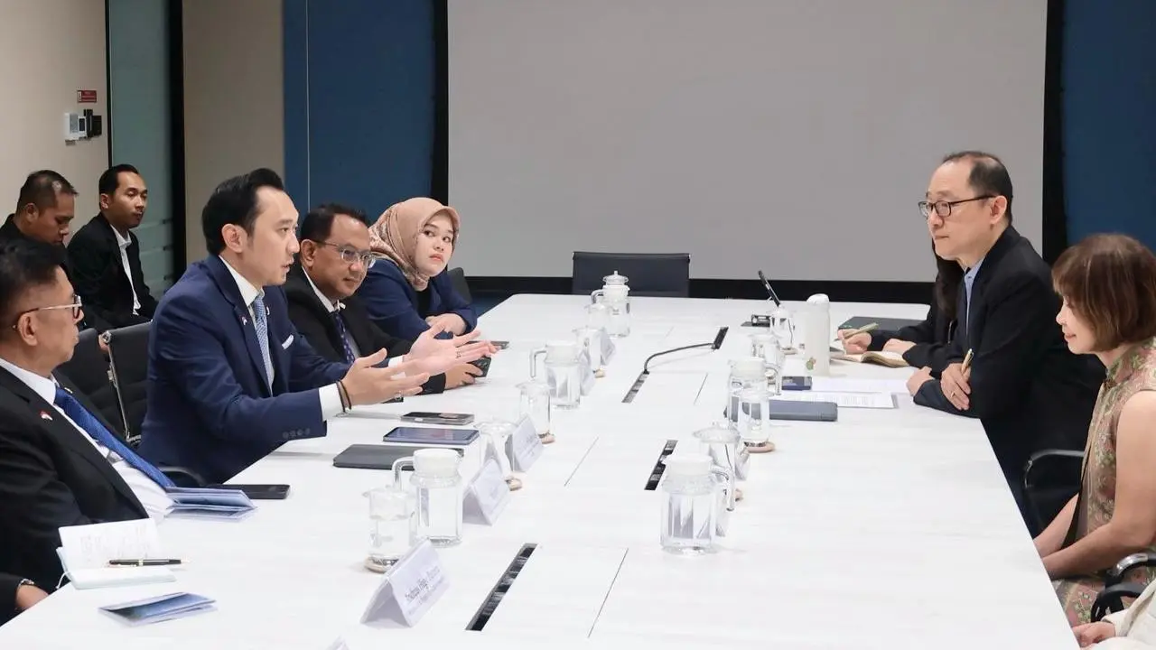Wakil Ketua MPR RI dari Partai Demokrat Edhie Baskoro Yudhoyono (Ibas) mengunjungi Ministry of Sustainability and the Environment of Singapore (Kementerian Lingkungan Hidup dan Sumber Daya Air Singapura), Kamis (24/4/25) (Istimewa)