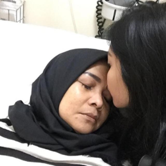 Ayah Ibu Nagita Slavina - Actris Indonesian