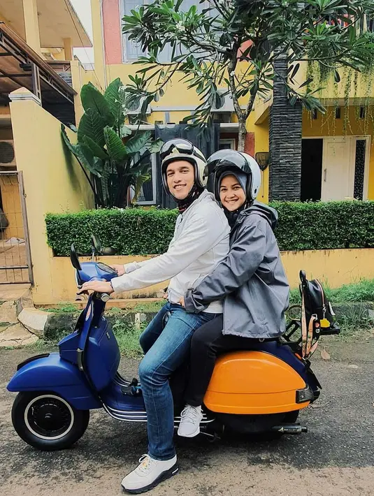 Giovanni Tobing dan Dewi Ariani (Instagram/giovanni_tobing)