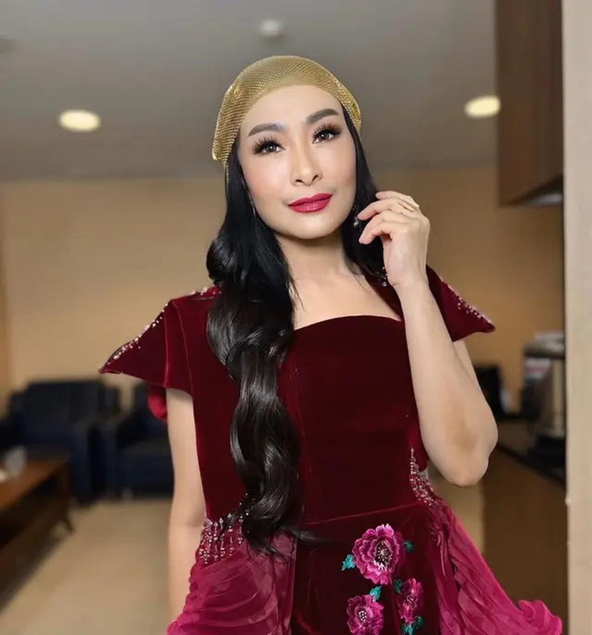 Iis Dahlia Ingin Melihat Anak Menikah, Khawatir Kalau Ajal Lebih Cepat Menjemput