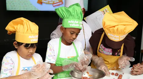 Tanamkan 6 Kebiasaan Baik Untuk Pola Hidup Sehat Pada Anak Sejak Dini Parenting Fimela Com