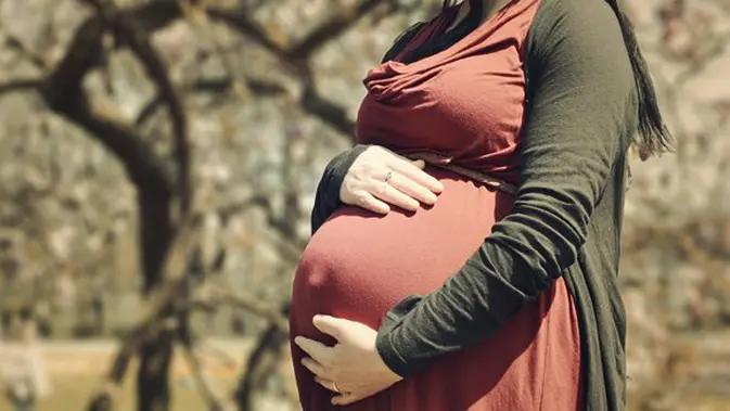 8 Mitos Larangan Bagi Wanita Hamil Menurut Adat Jawa Parenting Fimela Com