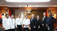 Menteri Tito menerima kunjungan resmi dari Duta Besar (Dubes) Amerika Serikat untuk Indonesia, HE Joseph R. Donovan Jr.