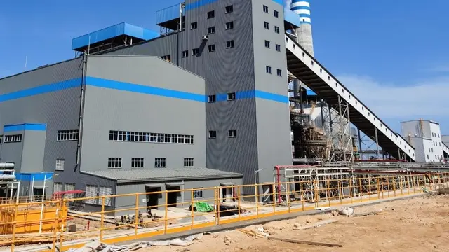 Pembangkit Listrik Tenaga UAP (PLTU) Kalbar-1 unit 2 berhasil menyalurkan daya yang dihasilkannya ke jaringan 150 kilovolt (kV) pada Sistem Khatulistiwa (sinkron).