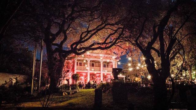 Victoria's Black Swan Inn