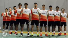 Pebulutangkis Indonesia yang tergabung dalam tim Thomas melakukan sesi foto di Pelatnas PBSI, Cipayung, Jakarta, Rabu (3/2/2016). Pebulutangkis Indonesia akan mengikuti kualifikasi Piala Thomas 2016 di Hyderabad, India. (Liputan6.com/Helmi Fithriansyah)
