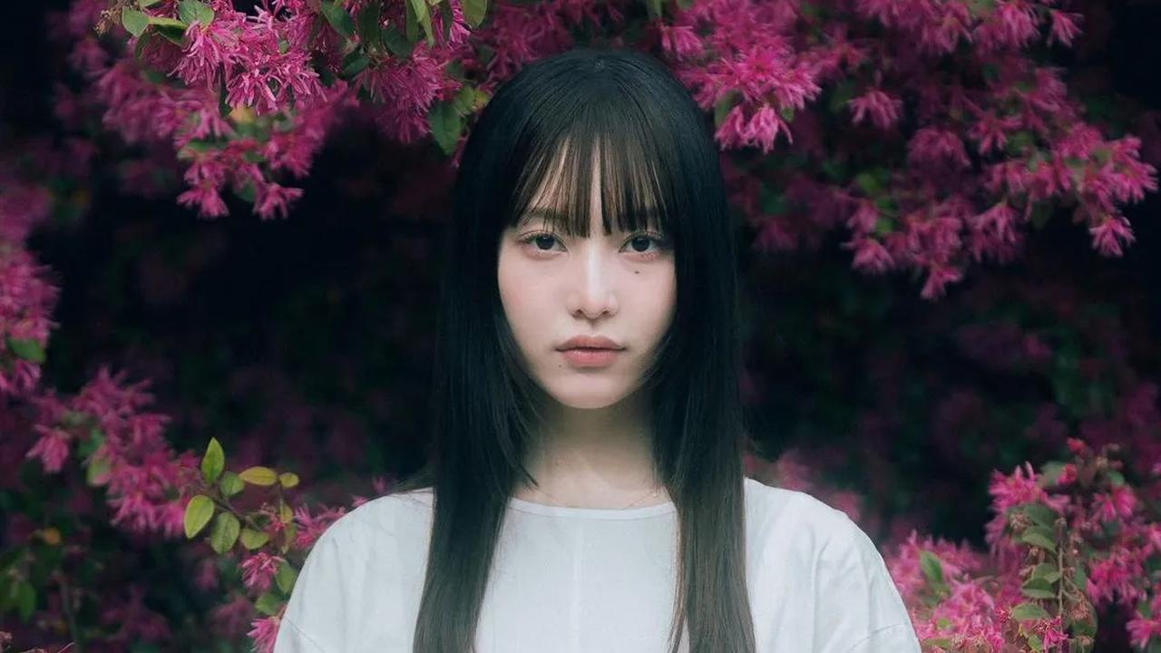 Urumi Akamaki adalah gadis muda nan licik yang memecah belah para peserta game Jack of Hearts.