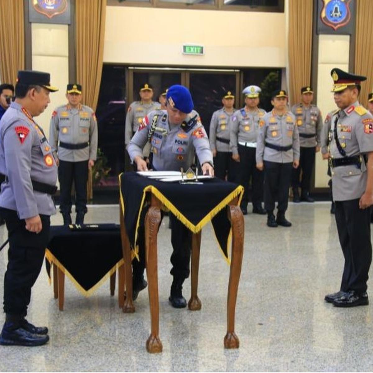 Kapolri Pimpin Sertijab Kapolda Jabar dan Kapusjarah Polri: Jenderal Rudi Setiawan dan Brigjen Idodo Simangunsong Resmi Menjabat