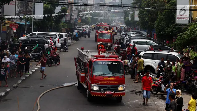 Sebuah Toko di Jalan Sabang Kebakaran
