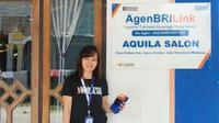 Pemilik Aquila Salon, Siaparia Butarbutar, terdorong menjadi mitra BRI karena ingin mempermudah akses layanan keuangan bagi warga Desa Sioban, Kecamatan Sipora Selatan, Kabupaten Kepulauan Mentawai.