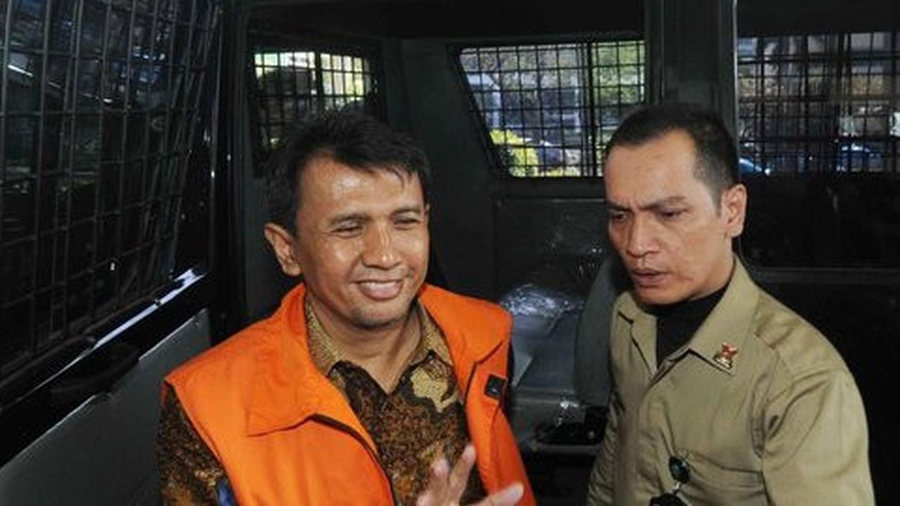 Gatot tersangka suap hak interpelasi DPRD Sumut