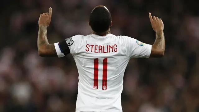 Winger timnas Inggris, Raheem Sterling.