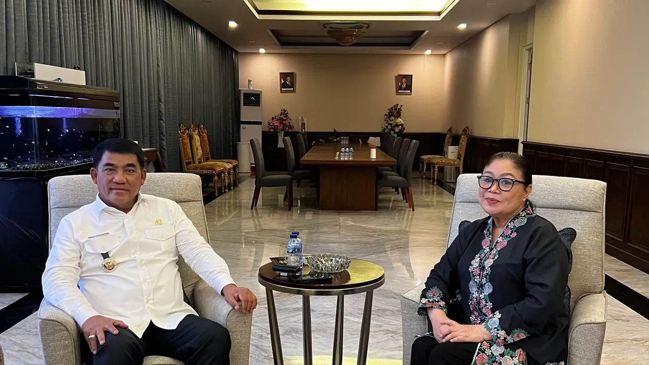 Ermy Kulit dan Gubernur Sulawesi Utara