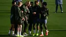 Saat ini, Manchester City berada dalam kondisi baik, kecuali pemain belakang Nathan Ake yang masih mengalami masalah otot. (Paul ELLIS/AFP)