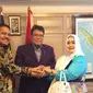  Fahira mendorong Pemerintah Malaysia untuk melakukan koordinasi dengan Pemerintah Indonesia untuk mengatasi masalah bendera Indonesia terbalik ini.