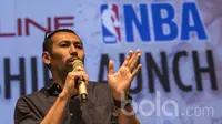 Mantan pebasket nasional, Ali Budimansyah, menghadiri jumpa pers pengumuman kerjasama antara EMTEK dan NBA di Plaza Senayan, Jakarta, Rabu (3/5/2017). (Bola.com/Vitalis Yogi Trisna)