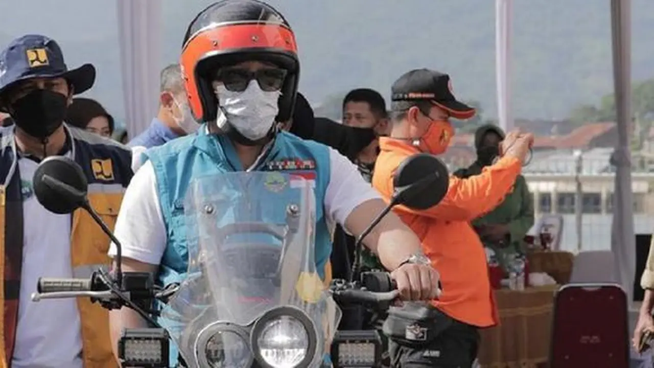 Ridwan Kamil tunggangi Honda CRF250 (Instagram/@ridwankamil)