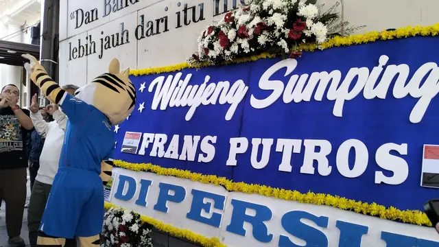 Penyambutan Frans Putros