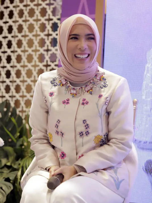 (Muhammad Akrom Sukarya)