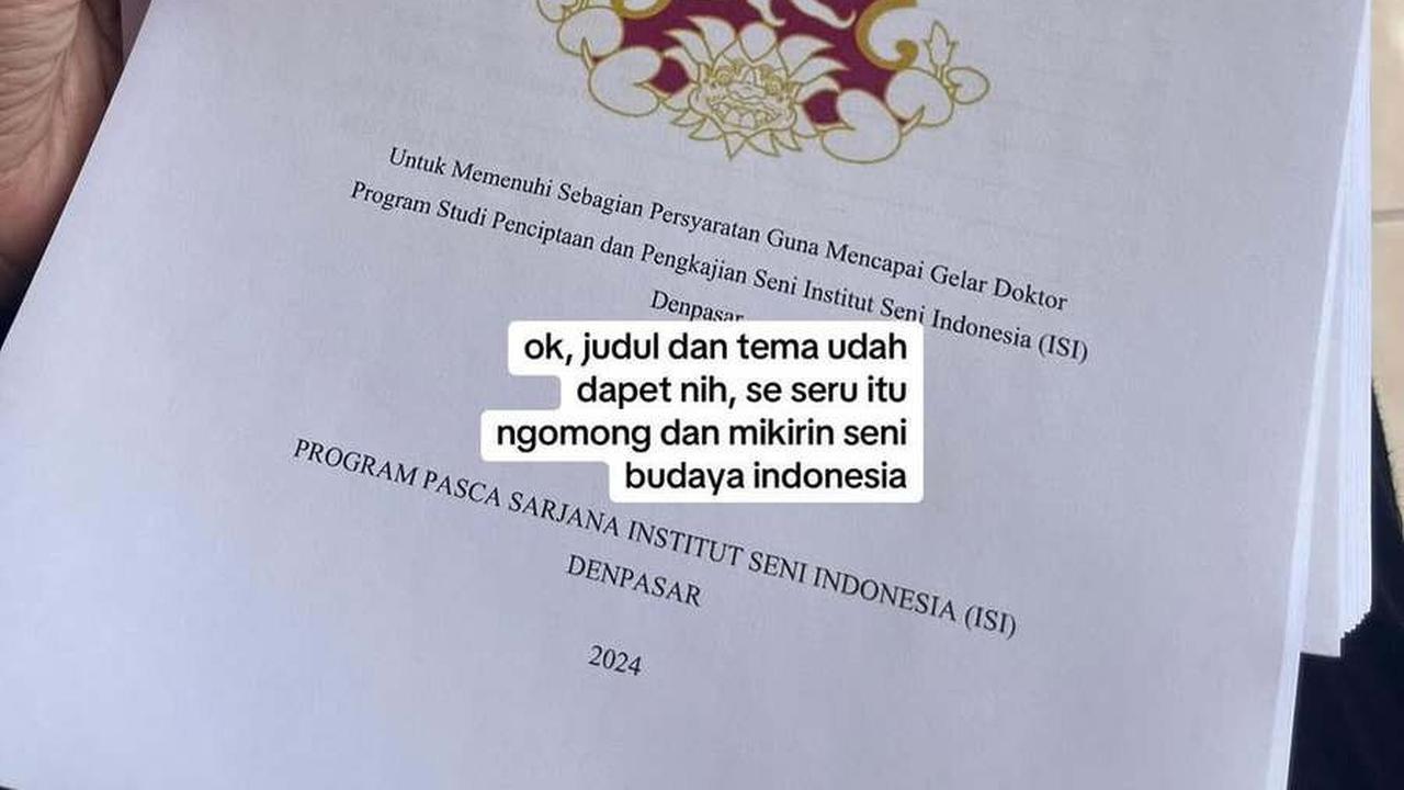 8 Potret Perjuangan Zee Zee Shahab Tempuh Pendidikan S3, Awalnya Ragu dengan Diri Sendiri - Akui Sering Nangis dan Ingin Menyerah