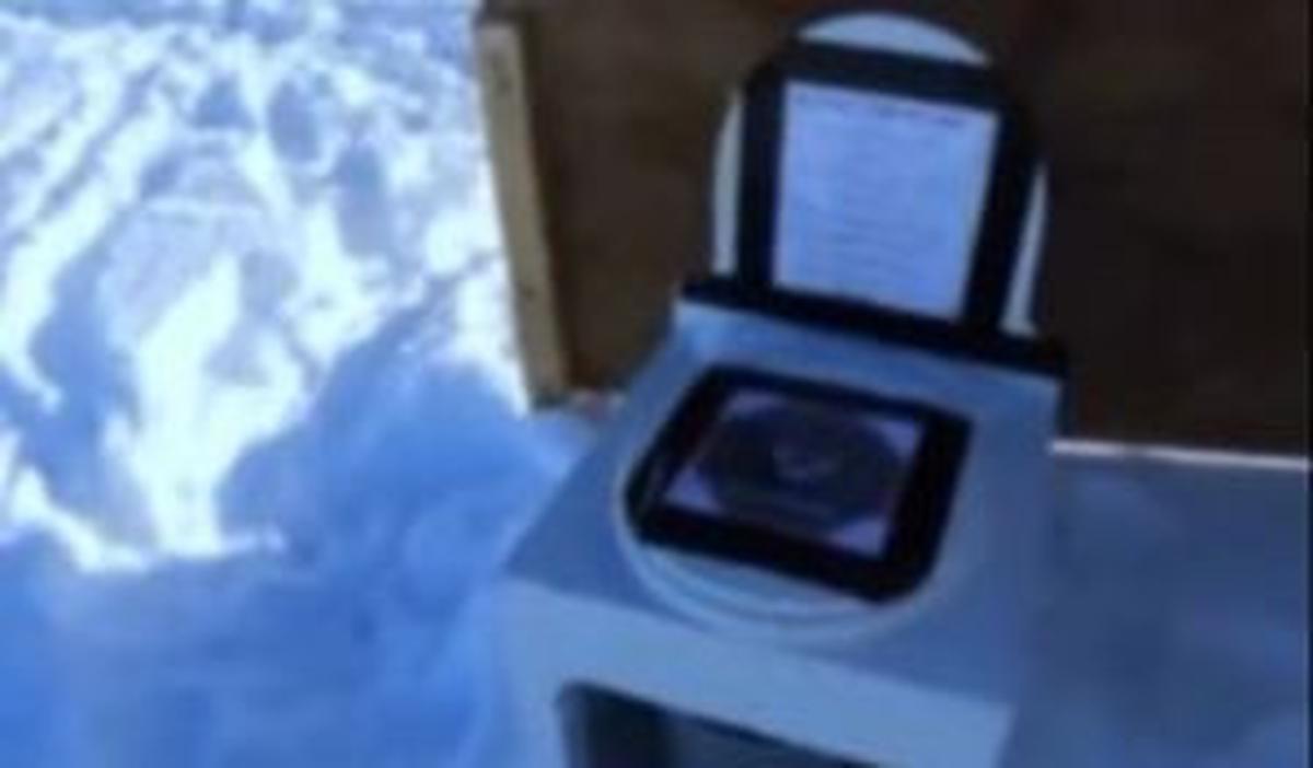 Dalam videonya, Putri juga memperlihatkan toilet alternatif yang bisa digunakan.<br>