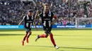 Pemain Monterrey, Sergio Ramos (kanan) melakukan selebrasi setelah mencetak gol ke gawang Inter Milan dalam laga Grup E Piala Dunia Antarklub 2025 di Rose Bowl stadium, Pasadena, Amerika Serikat, Rabu (18/06/2025) WIB. (AFP/Stu Forster)