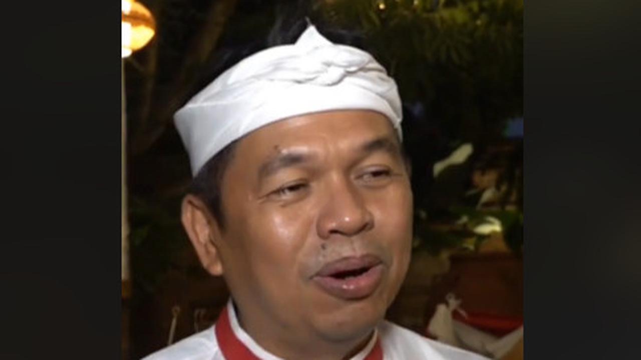Dedi Mulyadi Sampai Sembah Minta Maaf kepada Protokol Istana 'Saya Aduh Calutak'