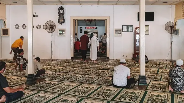 Masjid Agung Pura Pakualaman di Yogyakarta. (Dok: IG @nur.hanifah.ahmad https://www.instagram.com/p/C48e-quS7KR/?igsh=MWhjNW8wa3B2ejVmbw==)