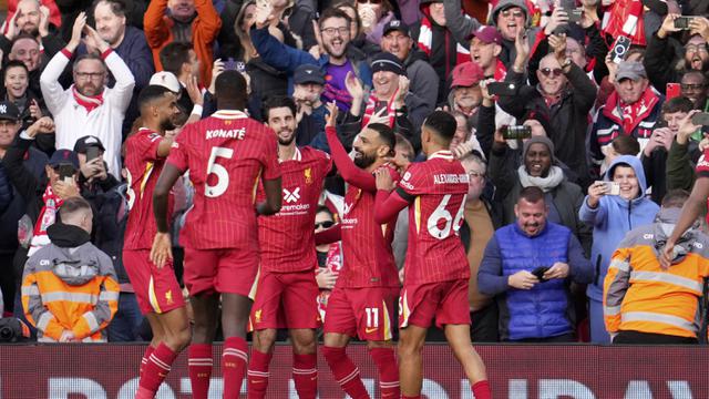 Foto: Penampilan Spesial Mohamed Salah Pertahankan Liverpool di Puncak Klasemen Liga Inggris