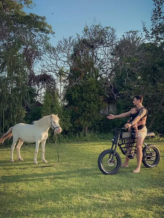 Melihat unggahan tersebut, netizen langsung memberikan komentar positifnya. [instagram/inijedar]