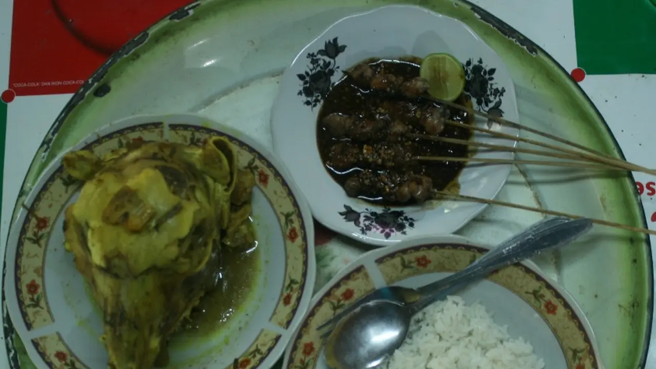 Manjakan Lidah Anda dengan Gule Kepala Kambing
