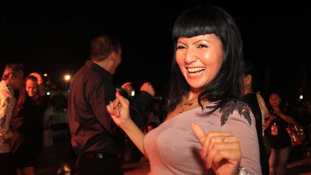 Cerita 6 Artis yang Pede dengan Bokong Indahnya