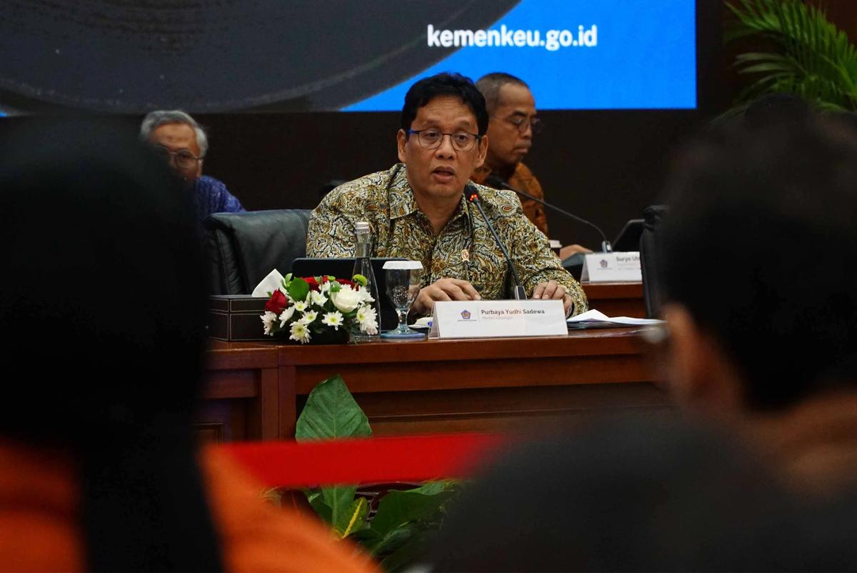 FOTO: FOTO Purbaya Jelaskan Kondisi APBN 2025 di Tengah Tekanan Global