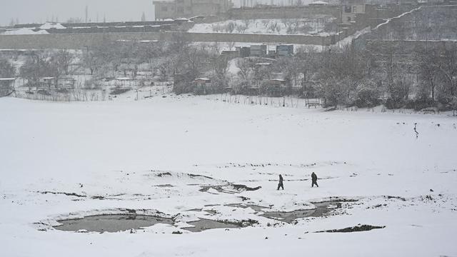 Potret Hujan Salju Lebat di Kabul
