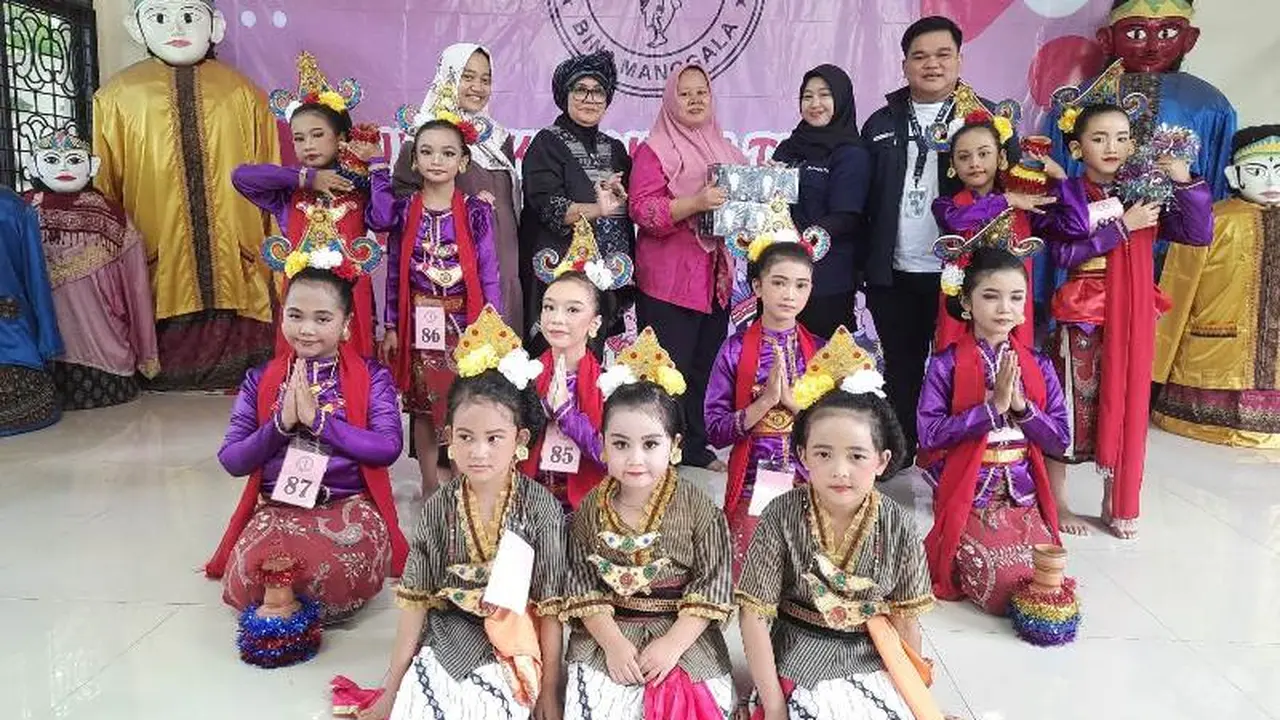 Mengedukasi Masyarakat Akan Pentingnya Hemat Energi Dengan Lampu LED