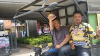 calon legislatif (Caleg) DPRD Dapil 7 Jakarta Selatan, Wahyu Wibisono mengelilingi Jakarta Selatan bersama ratusan becak motor sampah, Minggu (4/1/2024). (Ist).