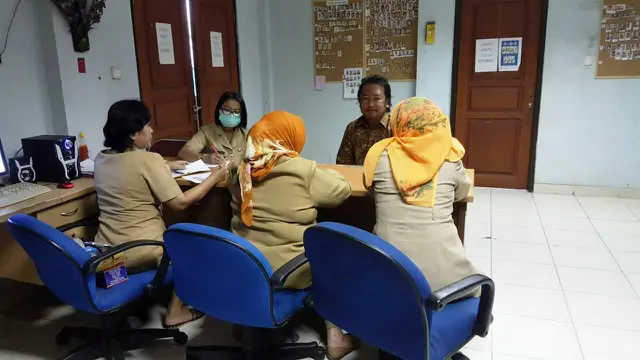 20160328-diperiksa dinsos-jakarta-ayah marshanda