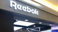 Reebok Indonesia suarakan kampanye "FOMO is Dead" di pembukaan gerai mereka di Pondok Indah Mall 3, 30 Agustus 2023. (Liputan6.com/Asnida Riani)