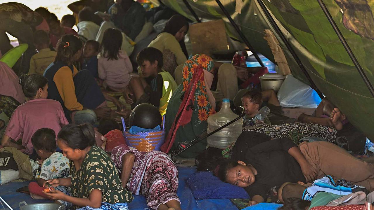Pengungsi Gempa NTT Masih Membutuhkan Bantuan