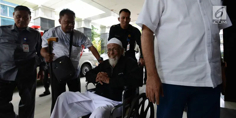 Abu Bakar Ba'asyir Jalani Pemeriksaan Kesehatan di RSCM