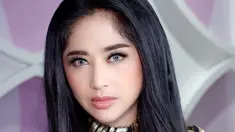 Dewi Perssik. (Foto: Instagram @dewiperssikreal)