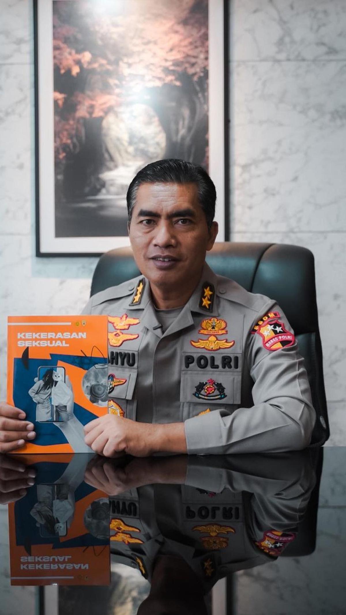 Ya, beliau adalah Komjen Polisi Wahyu Widada.<br>