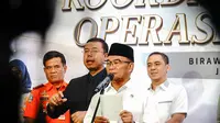 Menko PMK Muhadjir Effendy mengumumkan prediksi tanggal Idulfitri 2024 jatuh pada 10 April mendatang usai Rapat Koordinasi terkait Operasi Ketupat 2024 di Hotel Bidakara, Jakarta, Senin 25 Maret 2024. (Instagram @muhadjir_effendy)