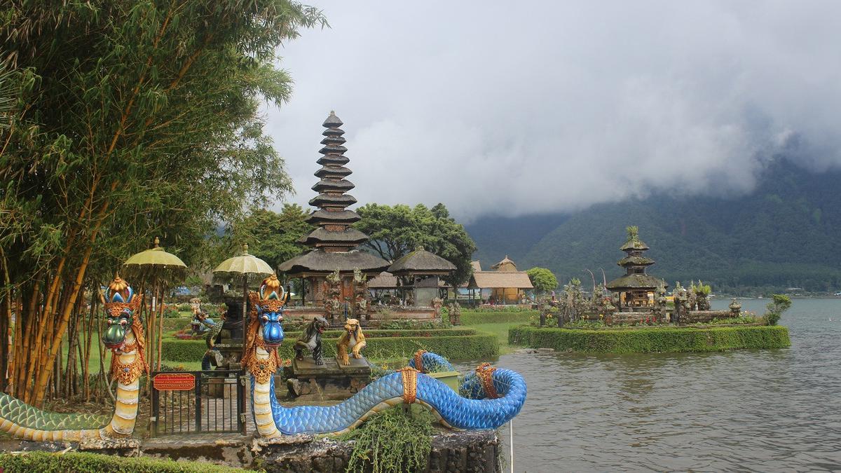 6 Fakta Terkait Kembali Dibukanya Bali Untuk Wisatawan Mancanegara - News Liputan6.Com