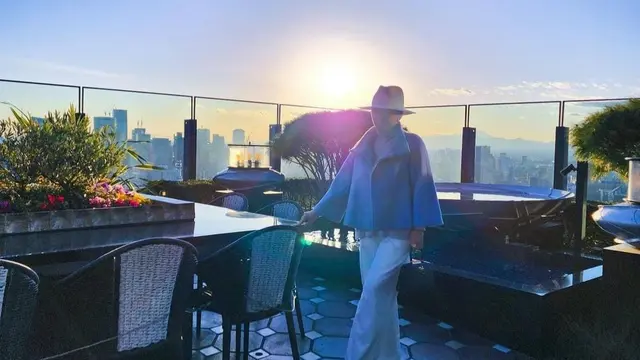 Syahrini akur dengan mertua di Jepang