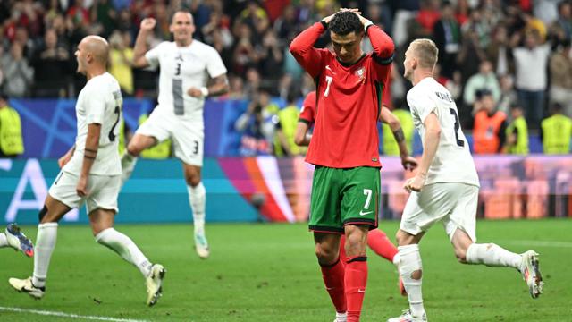 Ekspresi Cristiano Ronaldo saat Gagal Eksekusi Penalti