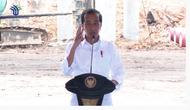 Presiden Joko Widodo (Jokowi) meresmikan pembangunan pabrik gasifikasi batu bara menjadi Dimetil Eter (DME) di Muara Enim, Sumatera Selatan.