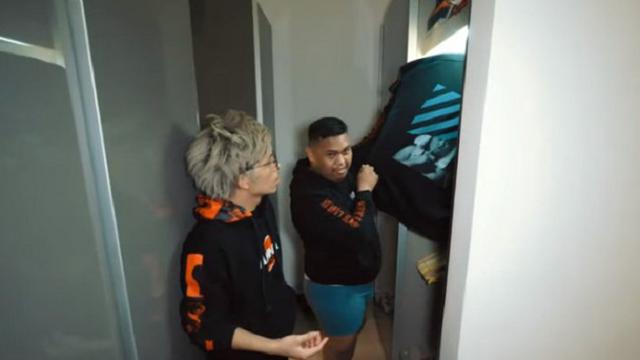 Area walk in closet di apartemen Ajudan Pribadi (YouTube Atta Halilintar)