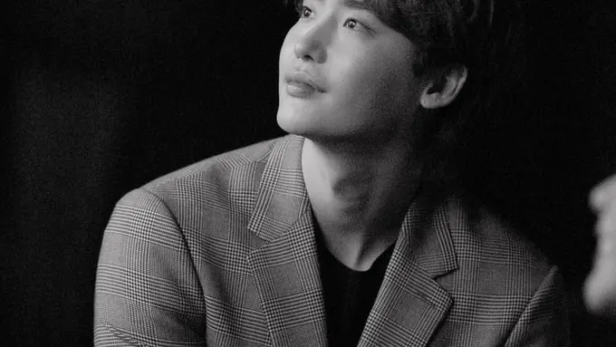 Lee Jong Suk